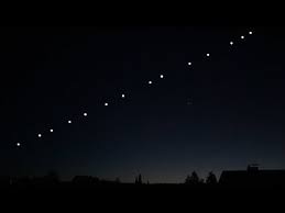 Musk erhofft sich von starlink einnahmen von rund drei milliarden dollar pro jahr. Satelliten Kolonne Am Himmel Seite 2 Allmystery