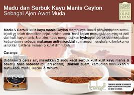 Madu murni atau mentah ini masih banyak mengandung serbuk sari, sarang lebah, sayap lebah rusak, dan propolis yang biasa disebut sebagai lem lebah, dimana campuran lem yang dihasilkan lebah madu. Facebook