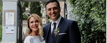 Η ιωάννα παππά είναι ηθοποιός. Iwanna Pappa To Ratsistiko Sxolio Sta Social Media Gia Th Mhtrothta Meta Ta 40 Video To Pontiki