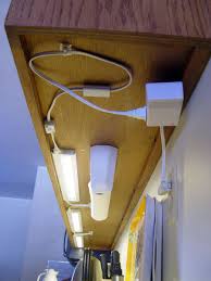 Utilitech Model 29125 8 Led Under Cabinet Lamp