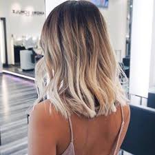 25 Amazing Lob Hairstyles That Will Look Great On Everyone Hairstyles Weekly Hair Styles Short Balayage Hair Lengths