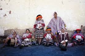 The main parts of women's clothing of this country are: A Brief History Of Traditional Cusco Dress
