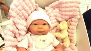 gercekci oyuncak bebek antonio juan ozel tasarim bebekler bebeklerin goz rengi ne zaman belli olur youtube