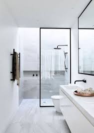 De plus que les petites salles de bains peuvent paraître difficile à aménager. Douche A L Italienne Salle De Bains Moderne Salle De Bain Design Idee Salle De Bain
