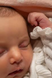 Lifestyle newborn photo sessions in Staunton, Virginia