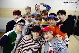 Rangkuman berita skandal idol kang daniel dan aktor ong seongwoo. Wanna One Reuni Tanpa Kang Daniel Warganet Salahkan Skandal Kencan Dengan Jihyo Twice