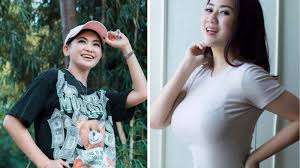 Ernie judojono menjadi trending di sosial media sejak sosoknya muncul di program podcast besutan gofar hilman yaitu sekutfm, episode tante ernie, tante pemersatu bangsa. Terlanjur Viral Pesona Ernie Judojono Tante Pemersatu Bangsa Dan Puspa Dewi Nenek Tercantik Tribun Batam
