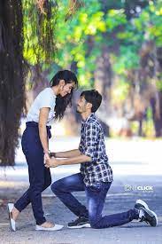 Photo 10 From Umesh Dudhrejiya Abhi Weds Yatri Prewedding Album Photo Poses For Couples Wedding Couple Poses Photography Pre Wedding Photoshoot Outdoor