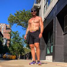 Got the weekend started right with a 12 mile run! Kept my pace at 8:55  which is pretty darn good for me and better than my 9:18