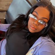 fblifestyle Feas Beauty-Luxe Christine