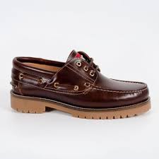 Si diseño y forma permite el correcto. Nauticos Zapatos Edward S
