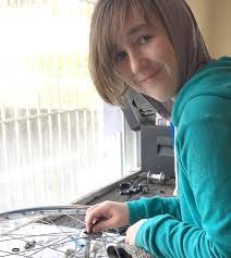 Larry Gemmill's Instagram, Twitter & Facebook