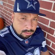 Albert Rosales's Instagram, Twitter & Facebook