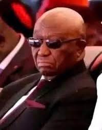 President Boakai's Deputy Minister for Public Affairs at the Ministry of  State for Presidential Affairs, Anthony Kesselly, writes: "I na tell yur  over and over, CORRUPTION STINKS. Yur will learn". His comment