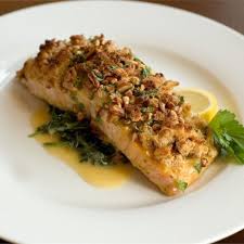 Alaska Salmon Bake With Pecan Crunch Coating Recette Saumon En Croute Saumon Au Four Alimentation