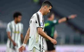 Novità dalla francia sul futuro dell'argentino. Calciomercato Juventus Svolta Ronaldo Trattativa Con La Roma