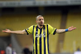 Sivasspor adalah klub olahraga turki yang berbasis di sivas, turki terbentuk pada 1967. Turkey Holds Breath As Super Lig S Craziest Season Enters Final Week Daily Sabah