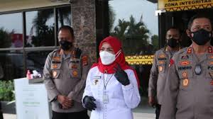 Army in jakarta imposes a ban on communists. Https Lampung Tribunnews Com 2021 08 13 Pln Sukses Lakukan Uji Coba Perdagangan Emisi Karbon Di Pembangkit Listrik Https Cdn 2 Tstatic Net Lampung Foto Bank Images Pln Listri Jpg Pln Jadi Perusahaan Pertama Yang Mengeksekusi Perdagangan Emisi