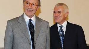 « oggi a te, domani a un altro. Vittorio Feltri Direttore Di Libero E Maurizio Belpietro