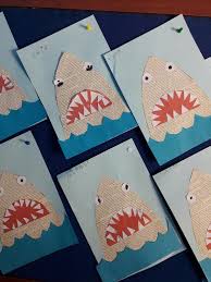 Eski Ansiklopedi Yada Gazeteden Kopek Baligi Preschool Art Shark Craft Kids Art Projects