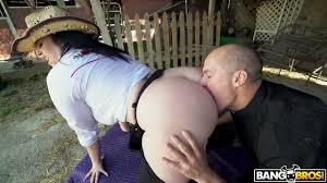 Sean Lawless bangs two big bottomed and big tittied country chicks -  AnySex.com Video