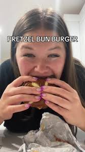 Freddys Pretzel Bun Burger