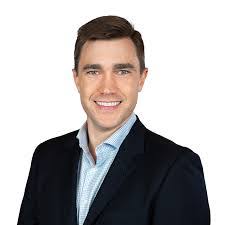 Andrew Cottrell's Instagram, Twitter & Facebook