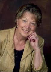 Rachel Paquette's Instagram, Twitter & Facebook