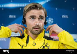 Borussia dortmund benfica lisbon hi-res stock photography and images