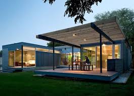 Modern Addition By Kube Architecture Plastolux Modele Architecture Pergola Design Pergola Moderne