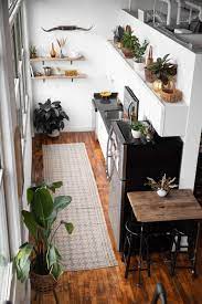 A Beautiful 600 Square Foot Studio Was Furnished On A Small Budget Kitchen Design Small Kitchen Remodel Small Apartment Interior Design