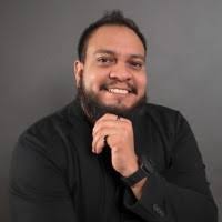 300+ perfiles de «Oscar Oscar»