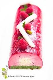 Les Plus Belles Buches Aux Fruits Buche De Noel Noel Cuisine Recettes De Cuisine