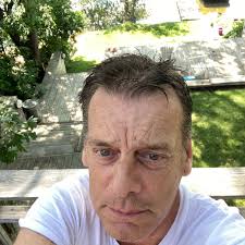 Elway documentary parallels to jj