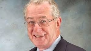 Guest column: Lessons from some of college football's best and worst  programs