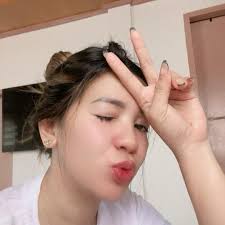 Lotessmarie Cayanong