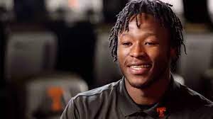 Saints struggle without alvin kamara after his concussion against falcons. Conversation With Tennessee Vols Tb Alvin Kamara Youtube