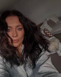 JESSIE-KATE BAIN (J.K)