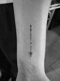 43 Inspiring Arrow Tattoo Ideas For Women Stayglam Arrow Tattoos For Women Simple Arrow Tattoo Arrow Tattoo Design