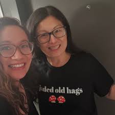 🌺Tall Poppies! We only had a total of two days together in Philadelphia  last weekend but I laughed so much and just *enjoyed*. I loved talking  shop, talking books, and talking family.