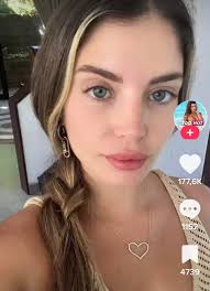 Flavia too hot to handle : r/VindictaRateCelebs