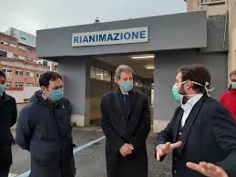 Una rete ospedaliera che offre efficienza ed eccellenza a servizio del territorio metropolitano di catania. Vertice Su Coronavirus A Messina Musumeci E Razza In Visita Al Policlinico Gazzetta Del Sud