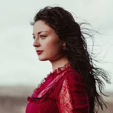 Mae Winters's Instagram, Twitter & Facebook