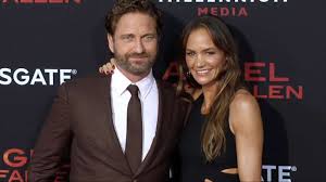Check out naadira's art on deviantart. 300 Star Gerard Butler And Real Estate Developer Morgan Brown Split Up After 6 1 2 Years Of Dating News Dome