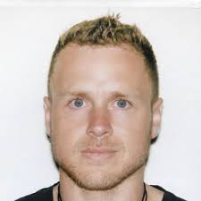 Robyncharlotte_x (@_Robyncharlotte)