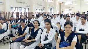 This complete guide for the student who is seeking for admission in army medical college amc and cmh lahore qims quetta cmh multan as a military or civilian cadet. How Was Your First Day In Your Medical College Quora