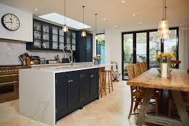 designing a kitchen island interiors