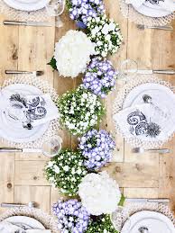 Purple And White Table Decor Easy Quick Ideas To Have To Host Table Decorations White Table Spring Table Settings