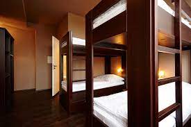 Weitere ideen zu schreibecke, kinder bett, kinder zimmer. Mehrbettzimmer Smart Stay Hotels