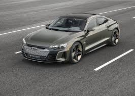 Audi E Tron Family Growing With A4 Sized Ev Carmojo The Audi A4 Sized Electric Sedan Will Rival The Bmw I4 And Tes Audi E Tron E Tron Electric Sports Car